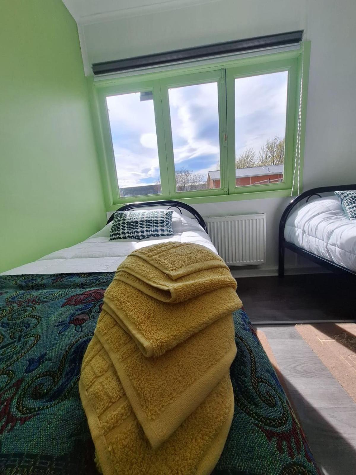 Hostel Kuntur Puerto Natales Eksteriør bilde