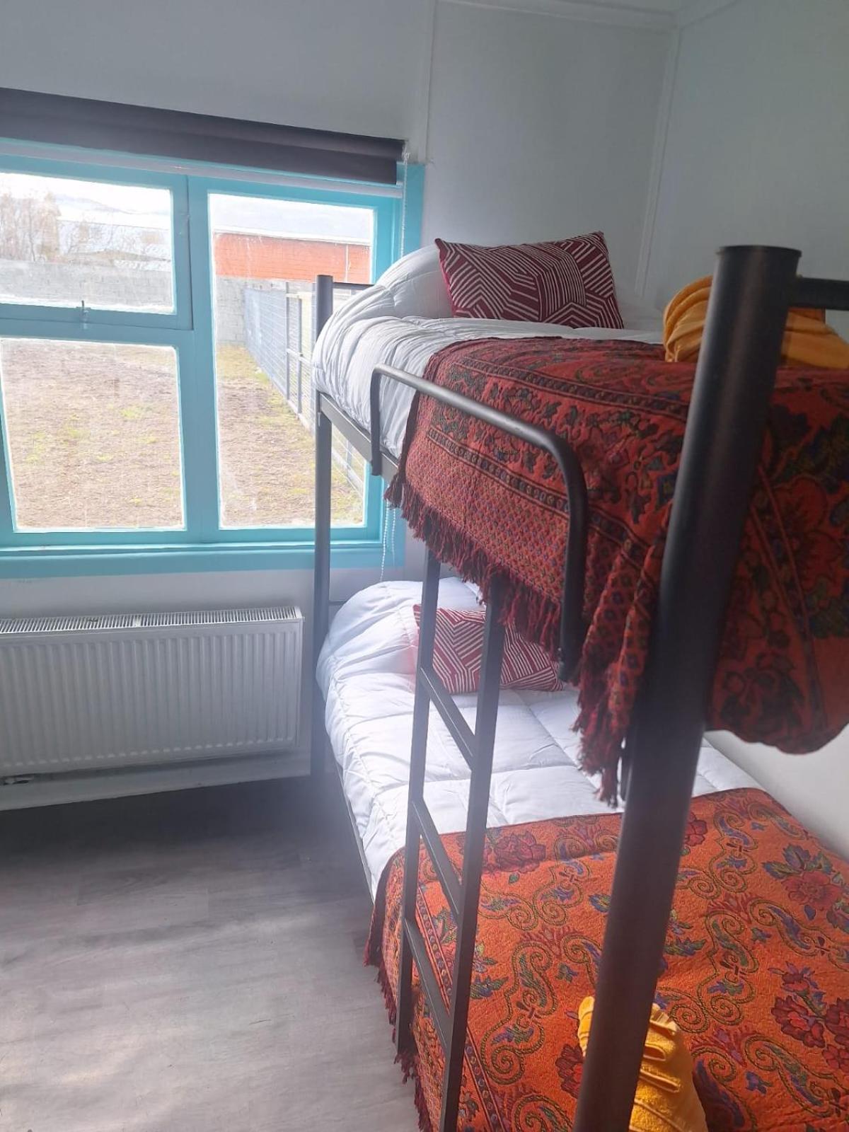 Hostel Kuntur Puerto Natales Eksteriør bilde
