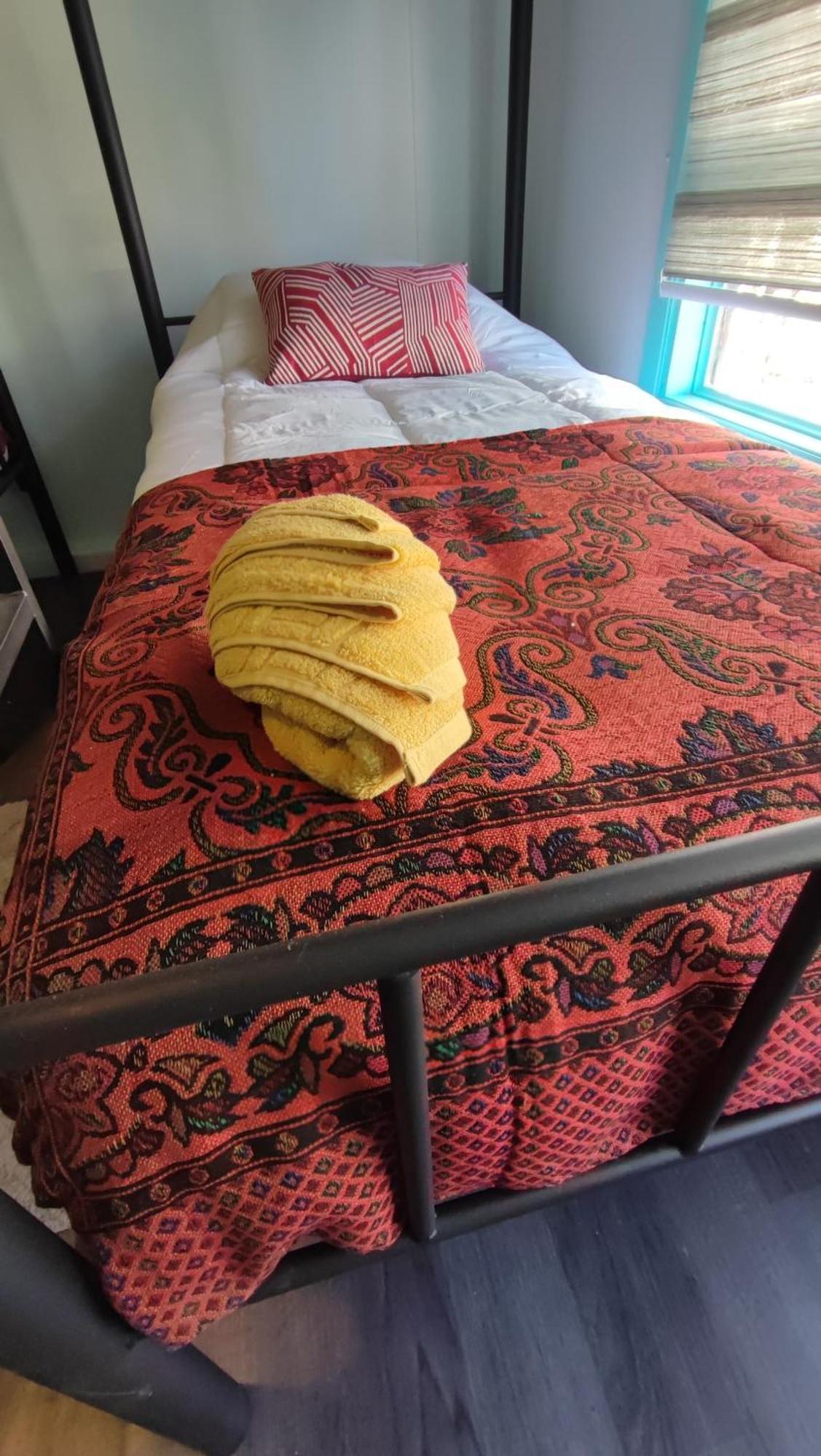 Hostel Kuntur Puerto Natales Eksteriør bilde