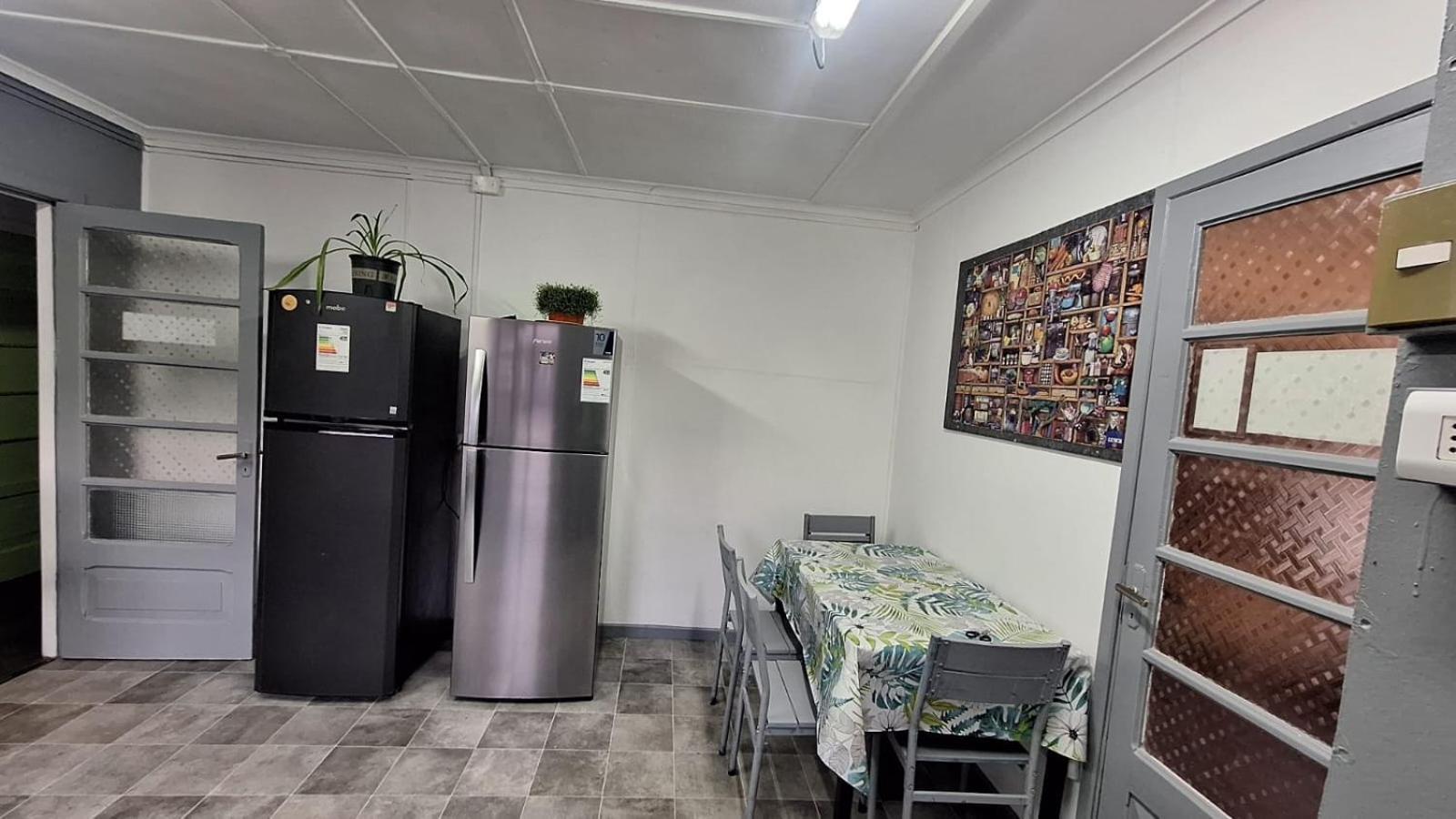 Hostel Kuntur Puerto Natales Eksteriør bilde