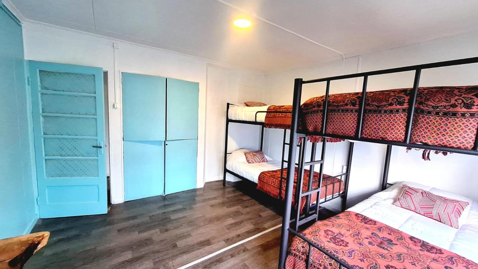Hostel Kuntur Puerto Natales Eksteriør bilde