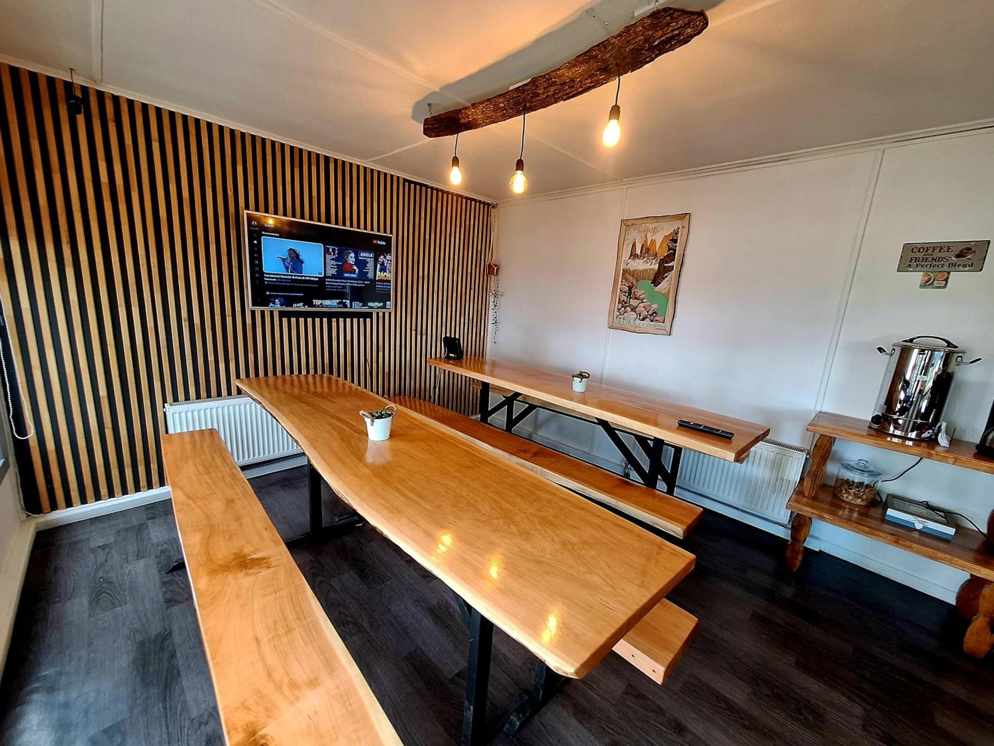 Hostel Kuntur Puerto Natales Eksteriør bilde