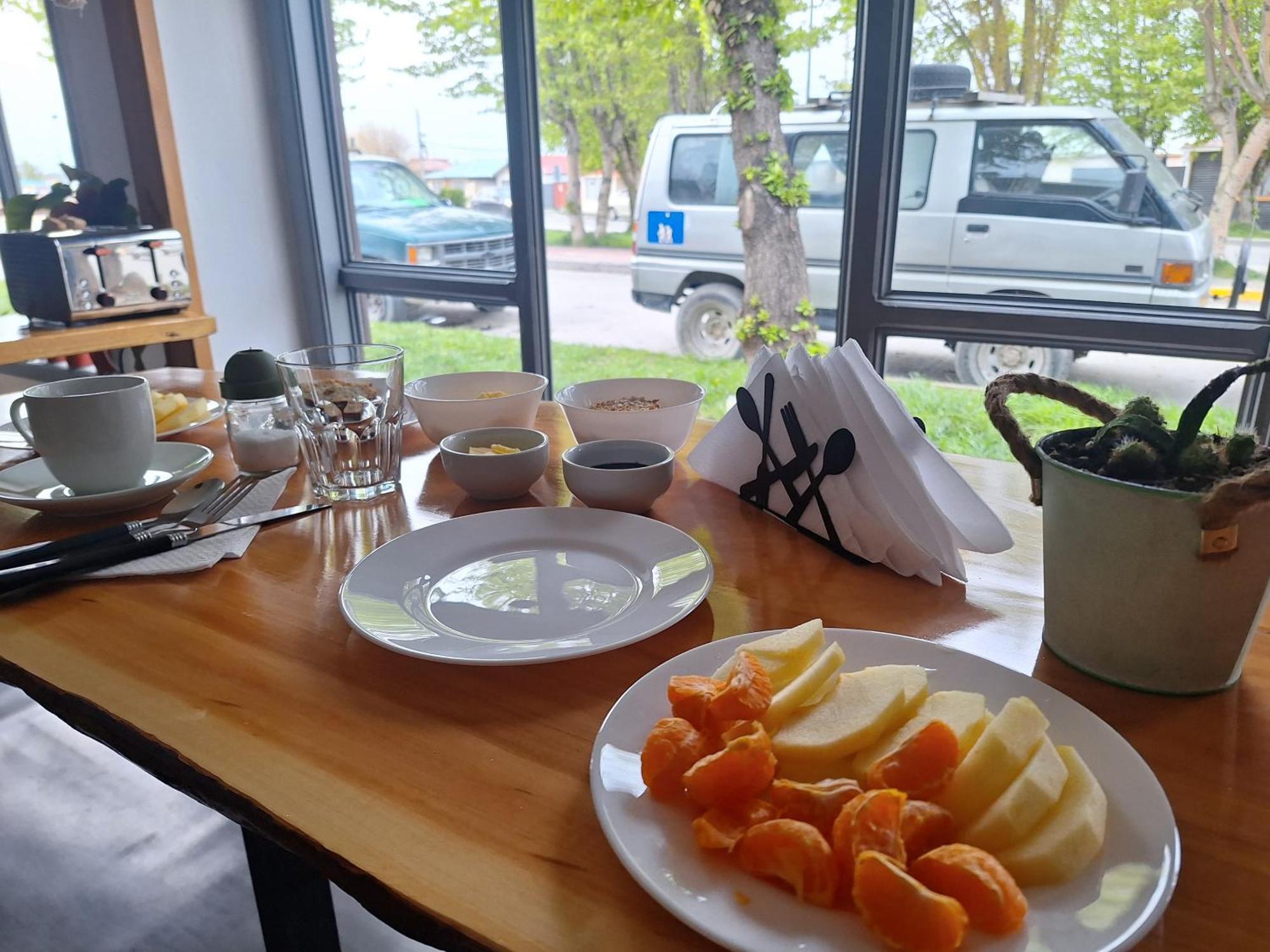 Hostel Kuntur Puerto Natales Eksteriør bilde