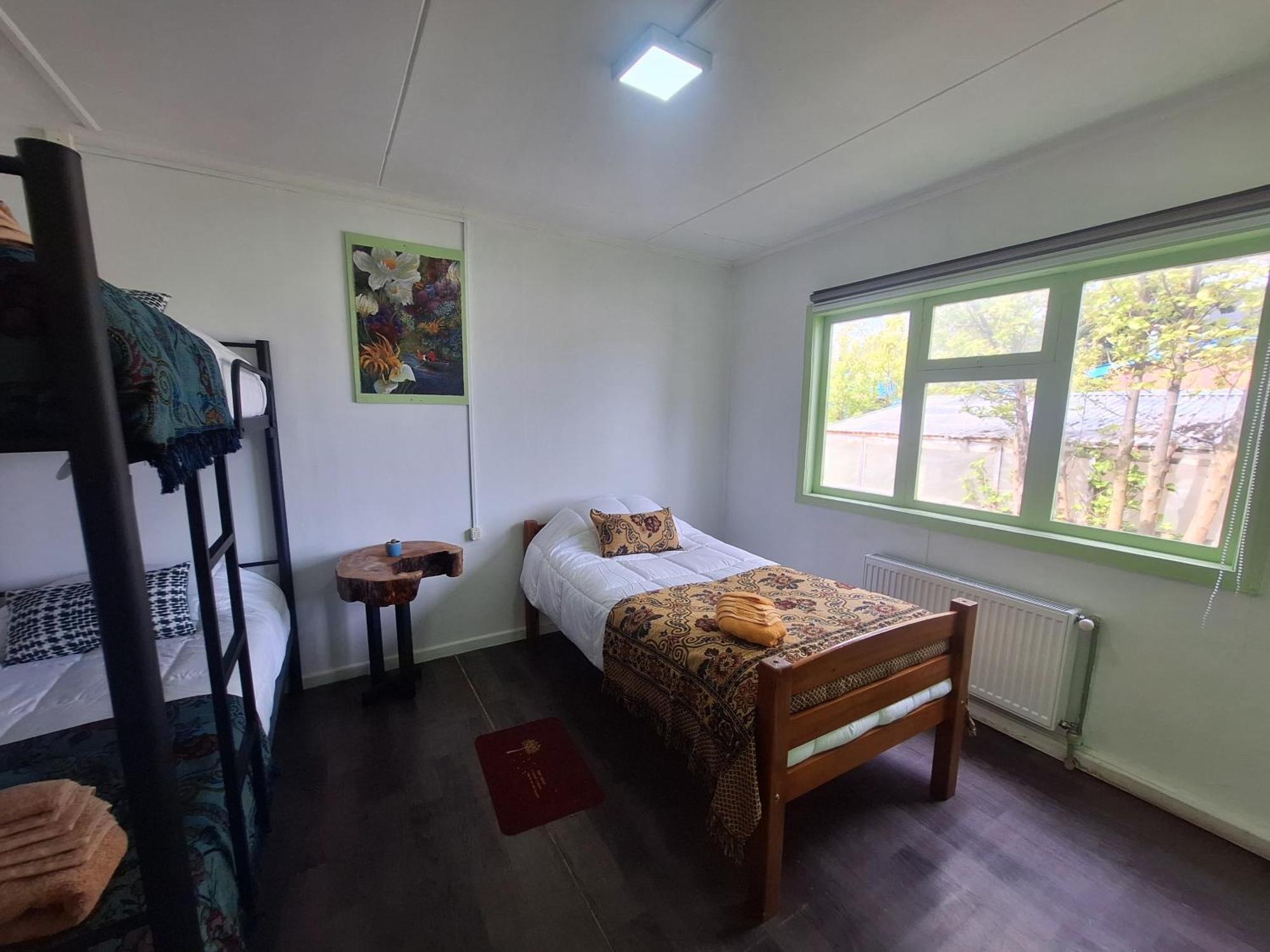 Hostel Kuntur Puerto Natales Eksteriør bilde